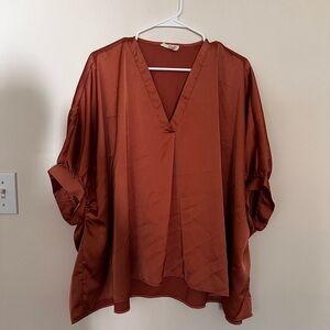 3/$30 ✨ Entro Oversized Rust Blouse